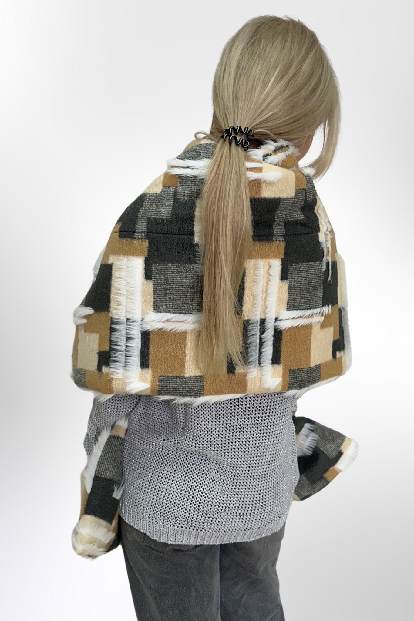 Boho Wool Puffer Large Scarf 20x85in with 2 pockets Blanket Shawl Cape Around Shoulders Wrap Warm Winter Gift - FAVORITTI