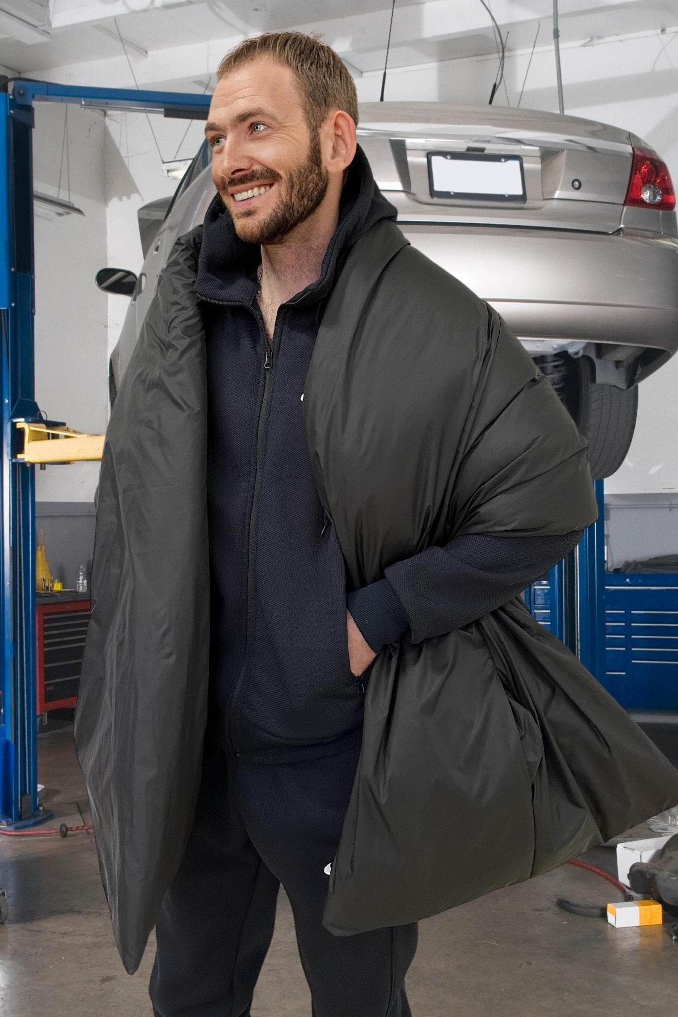 Mens Puffer Blanket Shawl Cape with Removable Belt - FAVORITTI