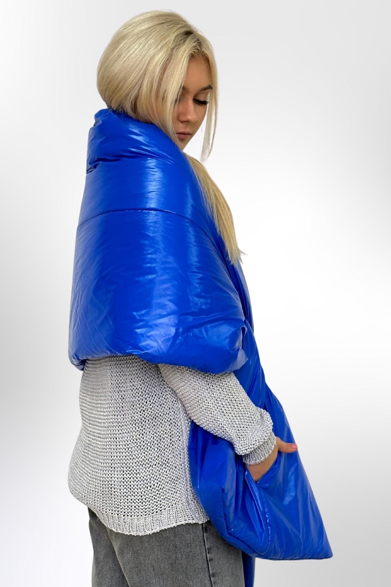 Royal Blue Puffer Large Scarf 20x85in with 2 pockets Blanket Shawl Cape Around Shoulders Wrap Warm Winter Gift - FAVORITTI