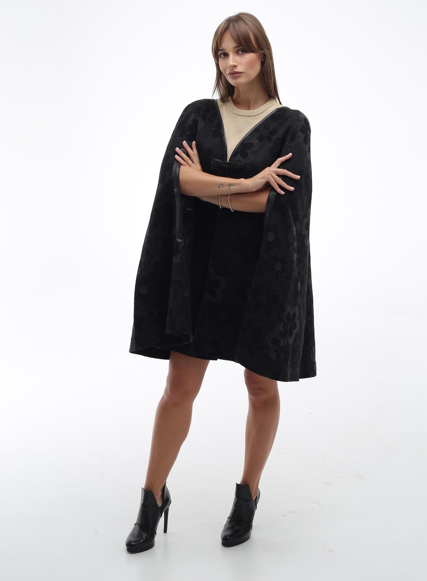 Black Floral Wool Cape Women Loose Fit Cozy Stylish Oversized Coat - FAVORITTI