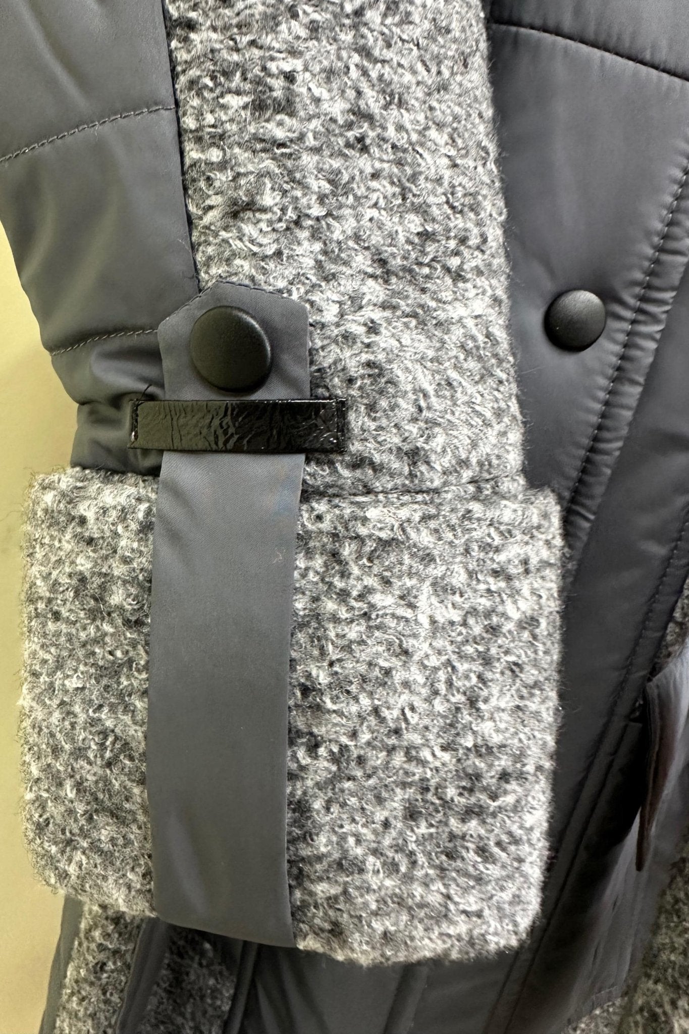 Gray Puffer Quilted Coat with Pockets for Women - Long Warm Jacket Пальто В - 1242 Art.6484 Teddy Bouclet Тон 1026 - FAVORITTI