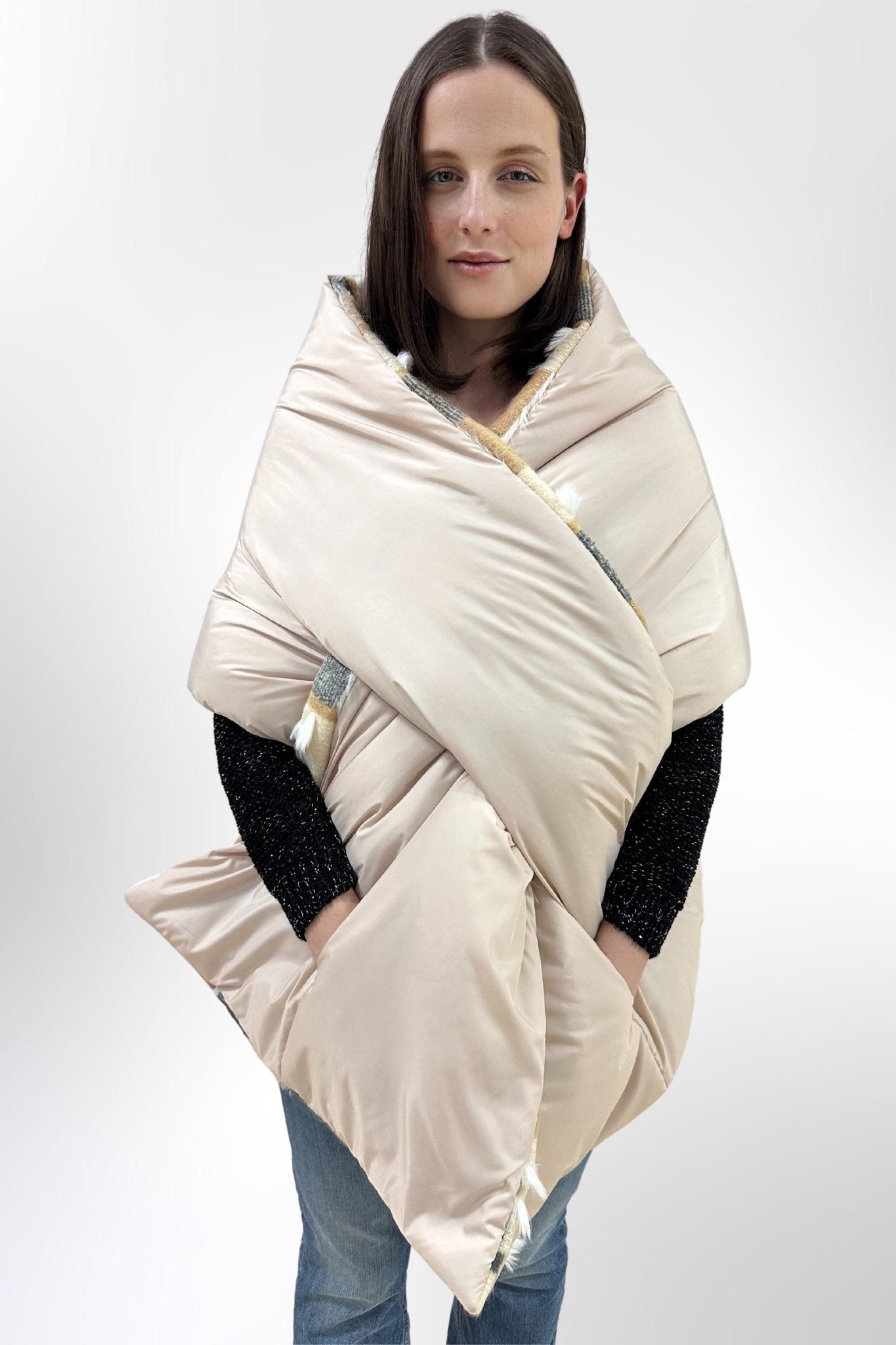 Reversible Puffer Wool Winter Shawl Shoulder Cape Scarf with Pockets 20x85in Warm Gift Womens Clothing - FAVORITTI