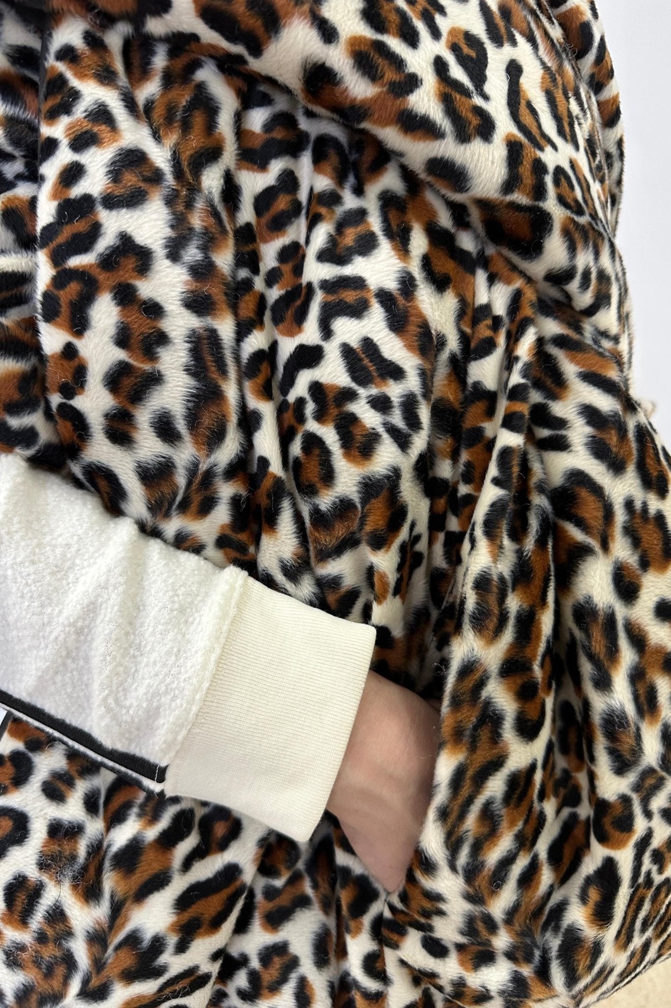 Women's Reversible Puffer Blanket Shawl Cape 20x85in with Removable Belt Warm Winter Gift Womens Clothing - FAVORITTI